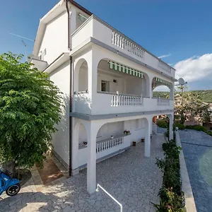 Appartamento Sanjin Tariba